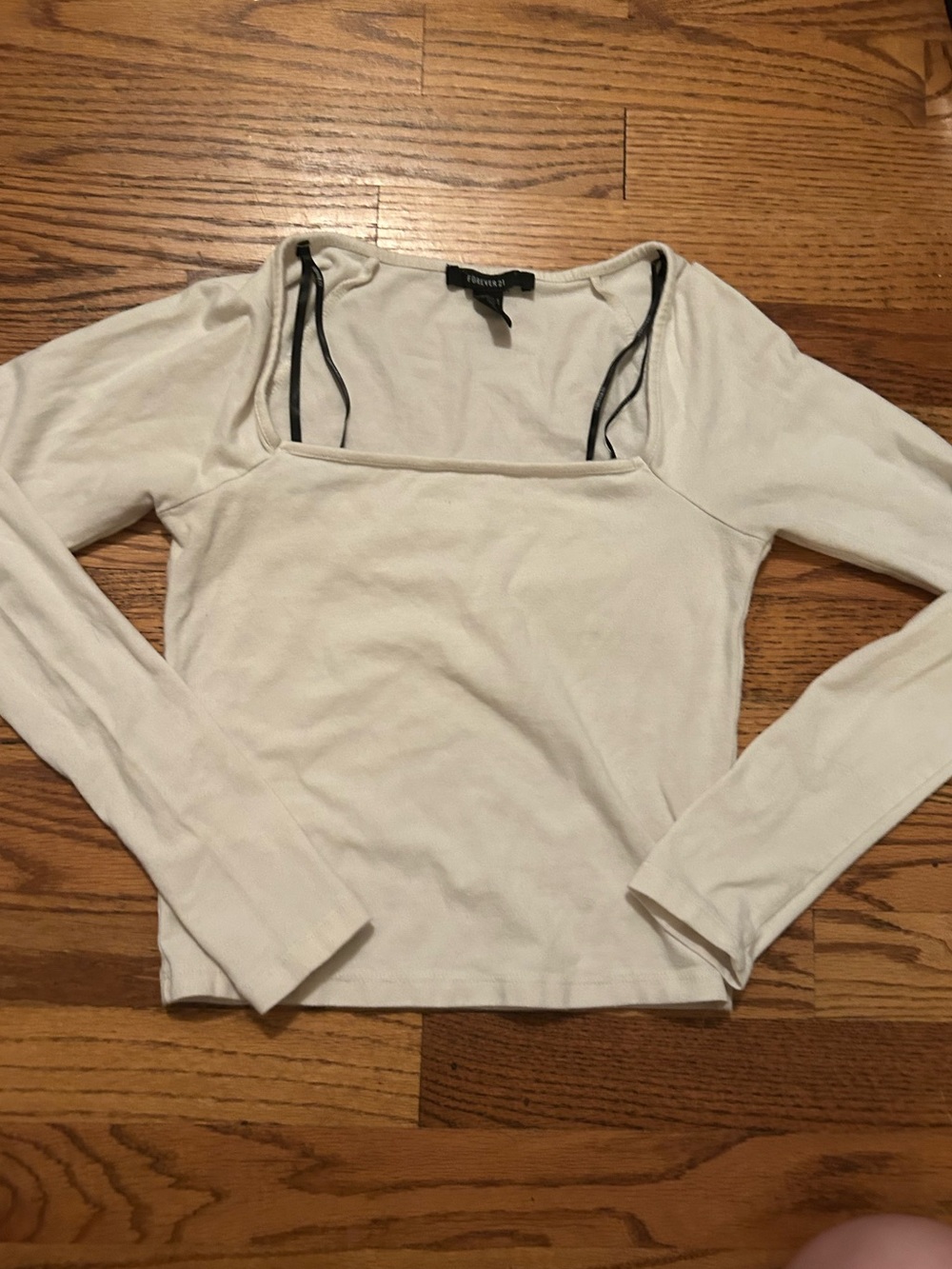 Forever 21 Women’s White Sz S White Classic Square Neck Croptop Crop Top